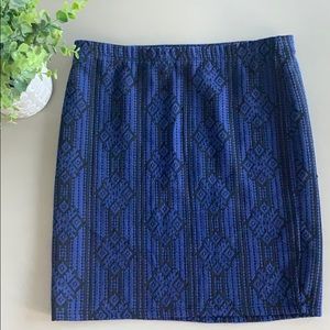 Forever 21 Blue Pattern Mini Bodycon Skirt Size M
